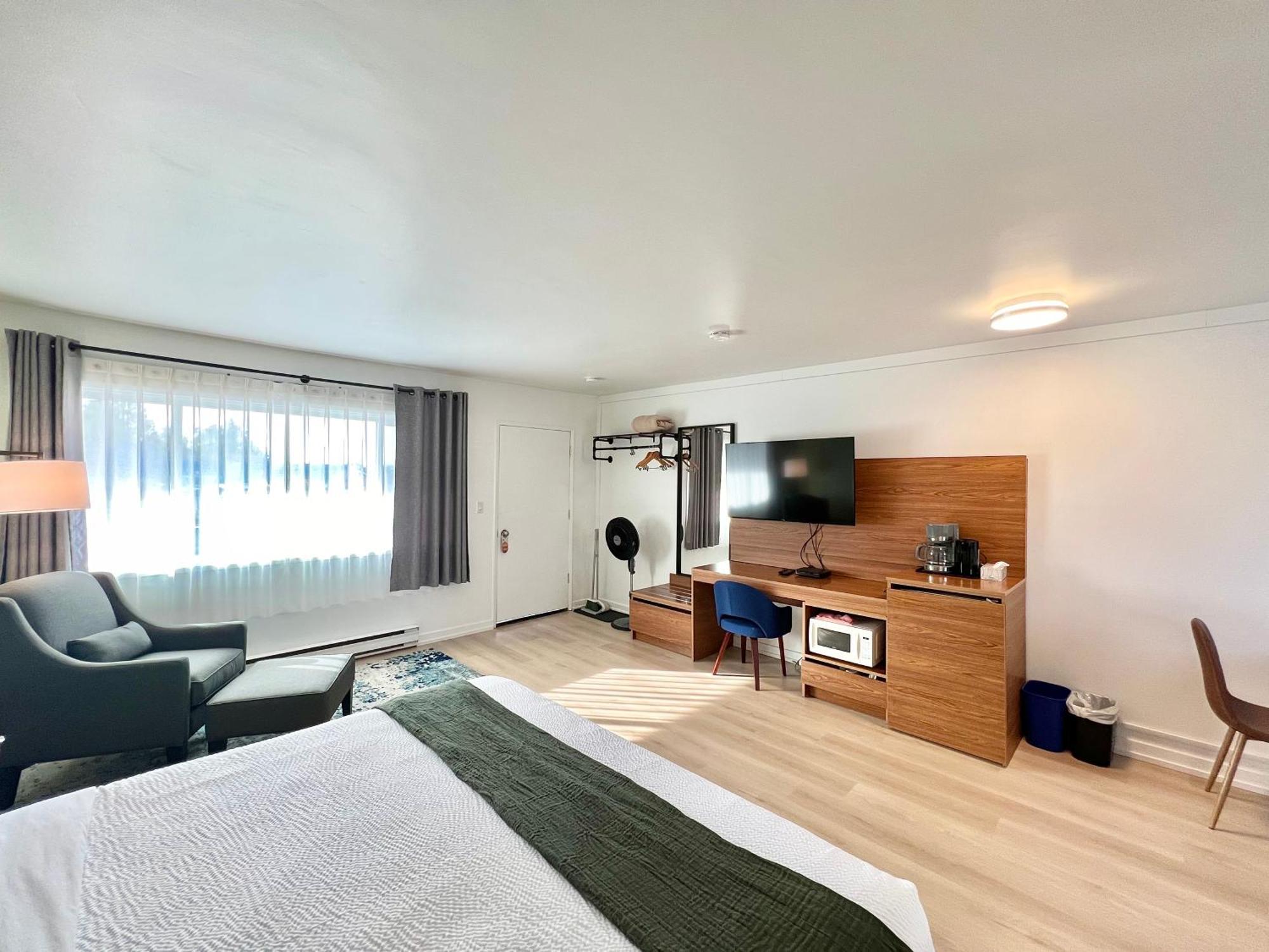 Ucluelet Wildwood Inn