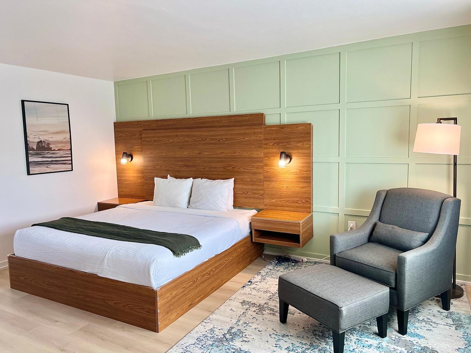 Ucluelet Wildwood Inn