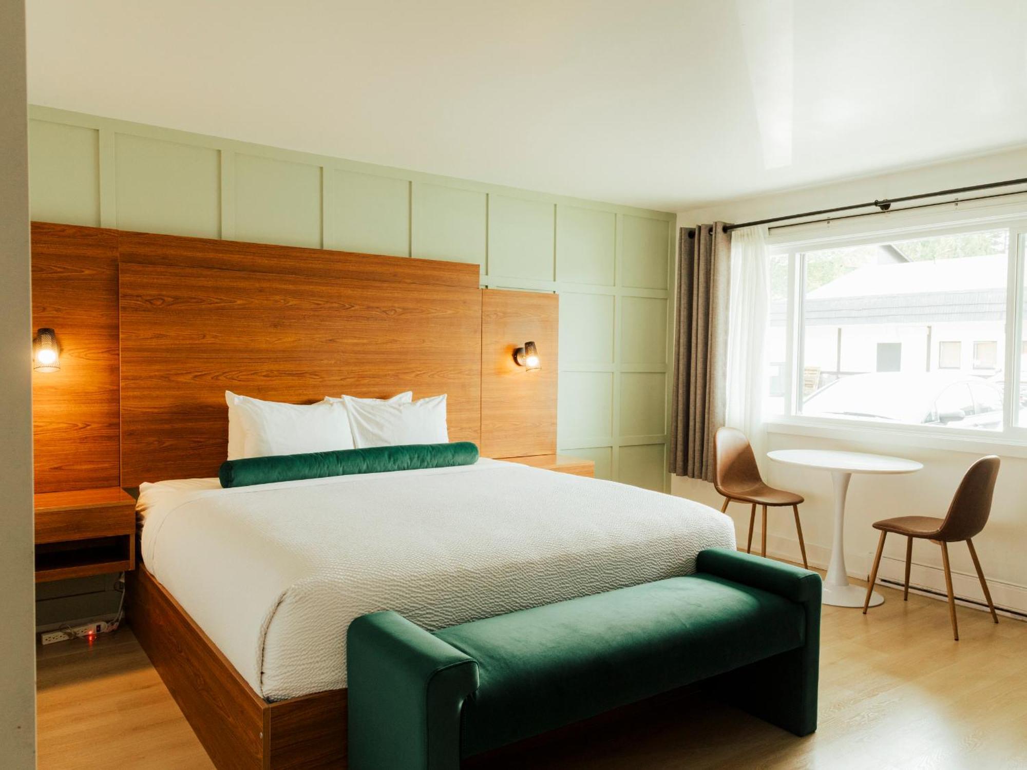 Wildwood Motel Ucluelet